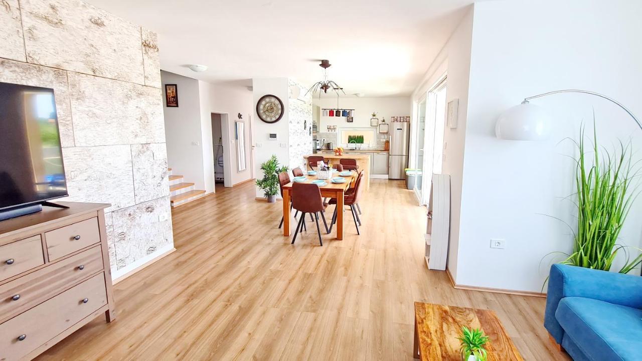 Villa Mira Pola Esterno foto